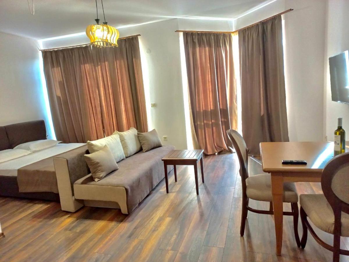 Pirin Golf Hotel Private Studios - Sani, Bansko Razlog Luaran gambar