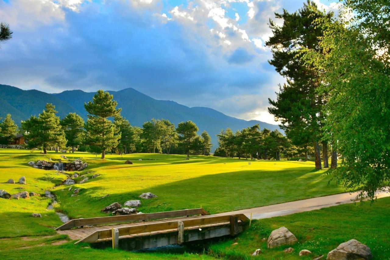 Pirin Golf Hotel Private Studios - Sani, Bansko Razlog Luaran gambar